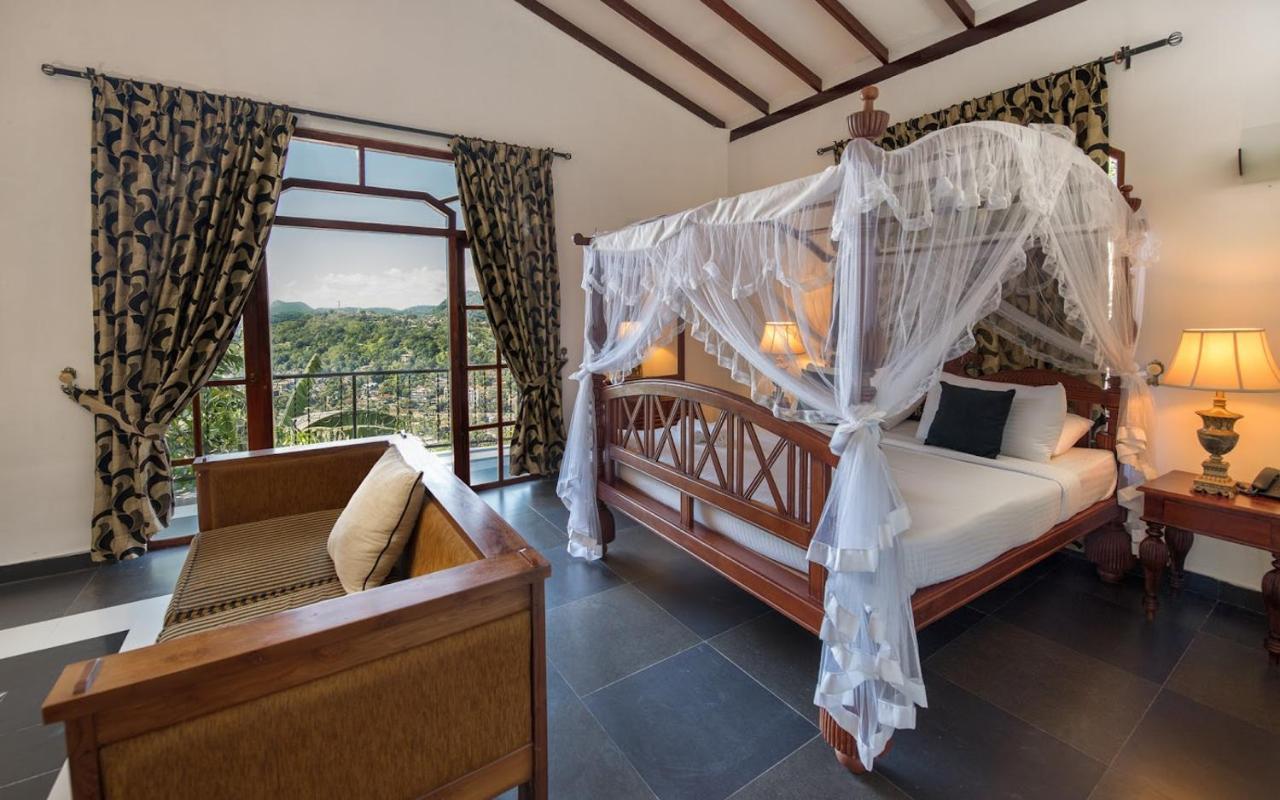 Ceylon Breeze Hotell Kandy Exteriör bild
