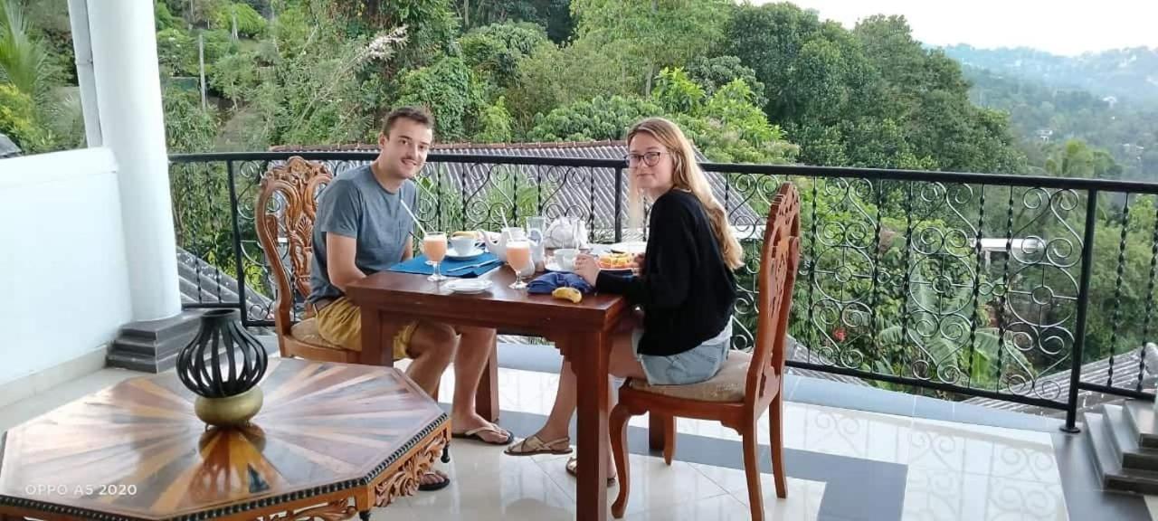Ceylon Breeze Hotell Kandy Exteriör bild